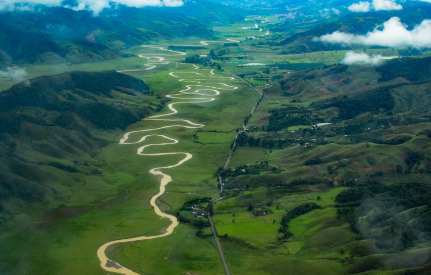 Wings & Hooves: A Dual Adventure in Colombian Wilderness